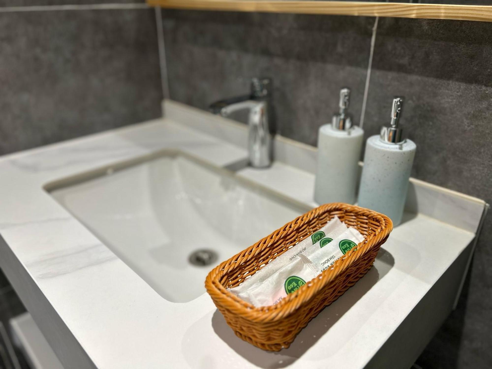The Urban Westlake Apartment Ανόι Εξωτερικό φωτογραφία